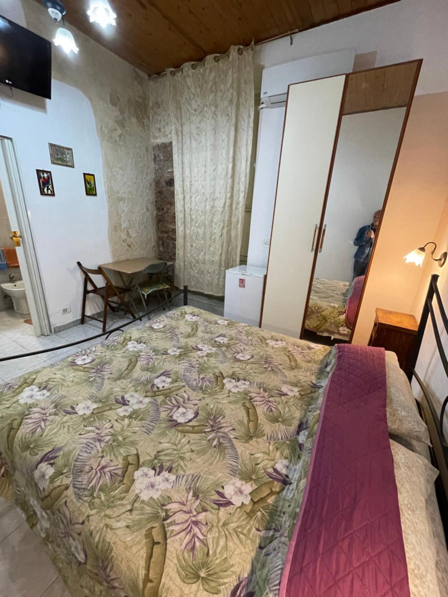 Appartamento Casa Del Vico Aeroporto di Catania Fontana Rossa Esterno foto